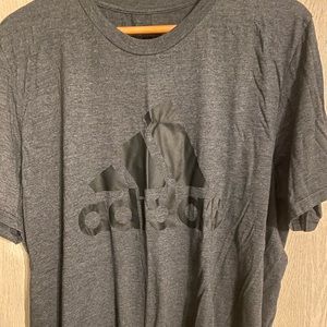 Grey adidas t-Shirt XL